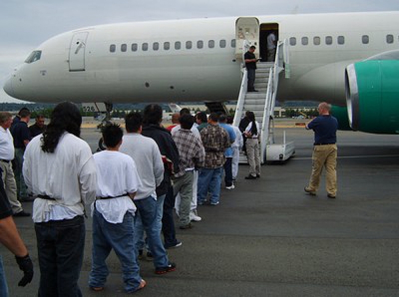 Cerca de 10 mil brasileiros foram deportados em voos fretados pelos EUA desde 2019