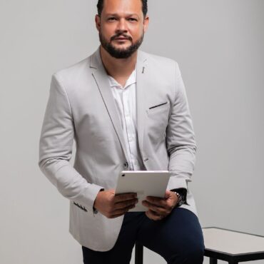 Geraldino está pronto para ajudar brasileiros nos EUA