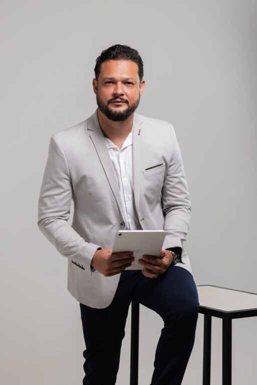 Geraldino está pronto para ajudar brasileiros nos EUA